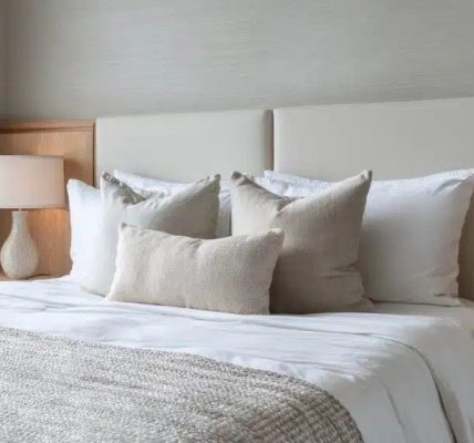 Comparing king size bed pillows by firmness and fill material